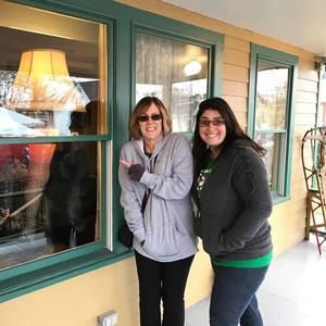 Meet your Posher, Jennie